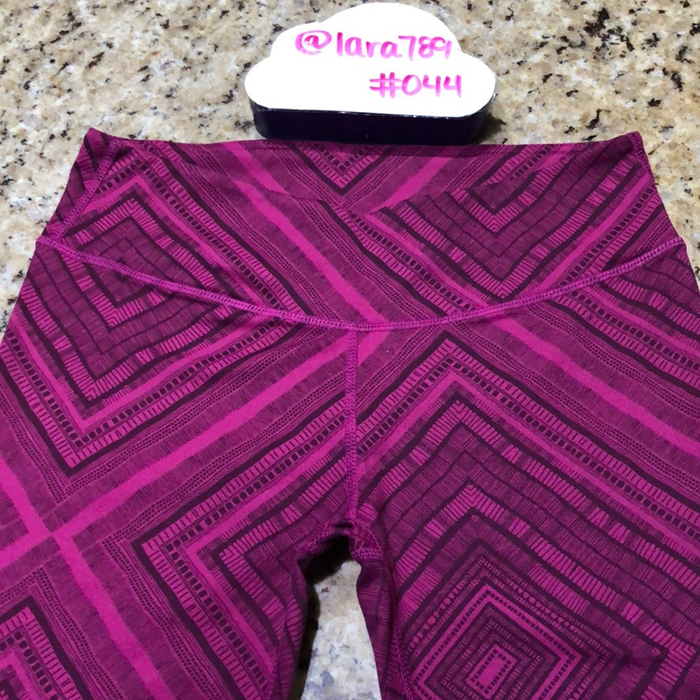 Fabletics Capri - Picture 2 of 11